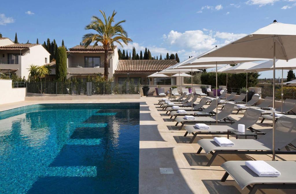 Hôtel "La Bastide de Biot" 4*